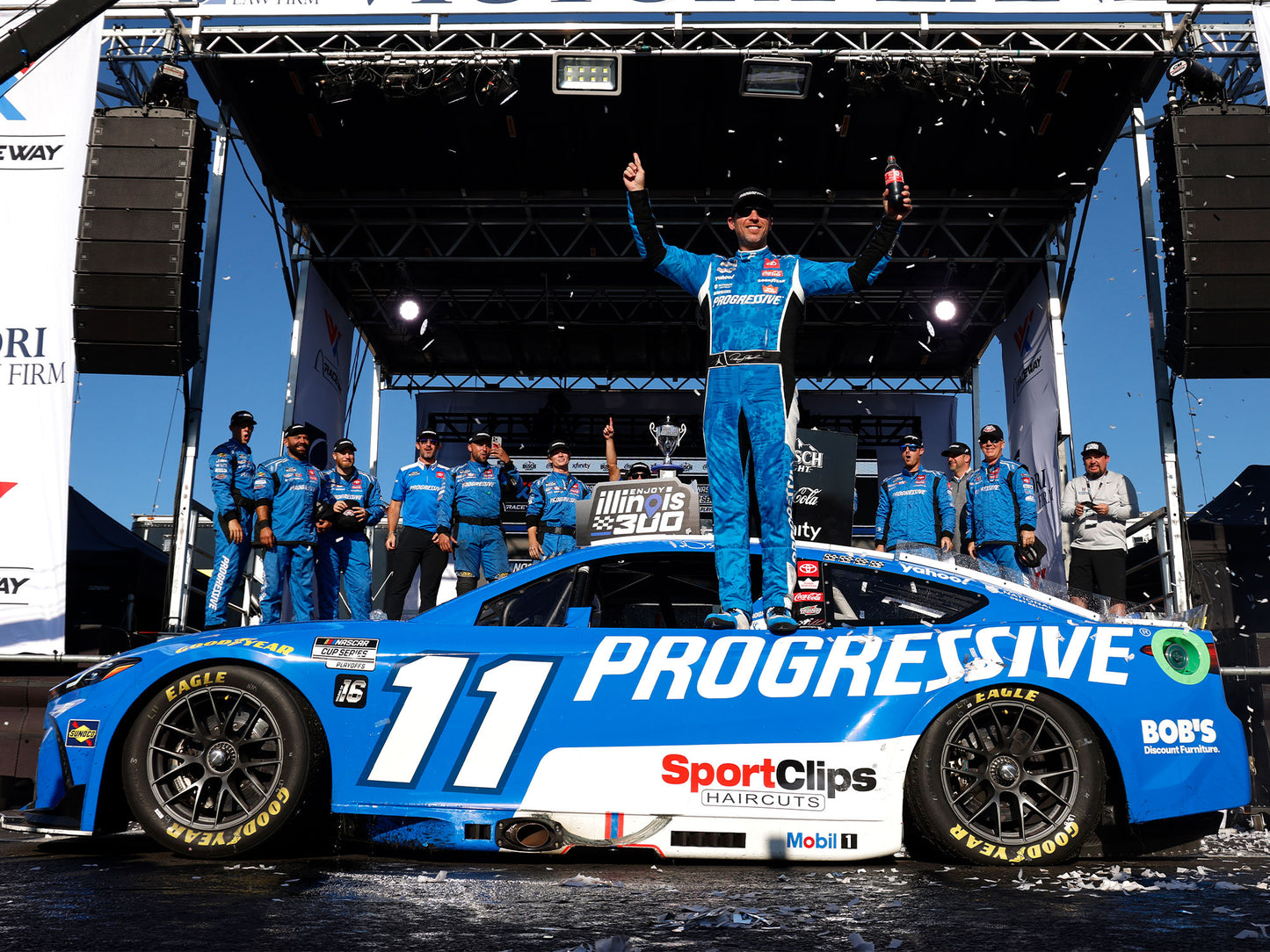 Denny Hamlin 2025 - #11 Progressive (World Wide Technology Raced Win) - 1:24 ARC Chrome Diecast