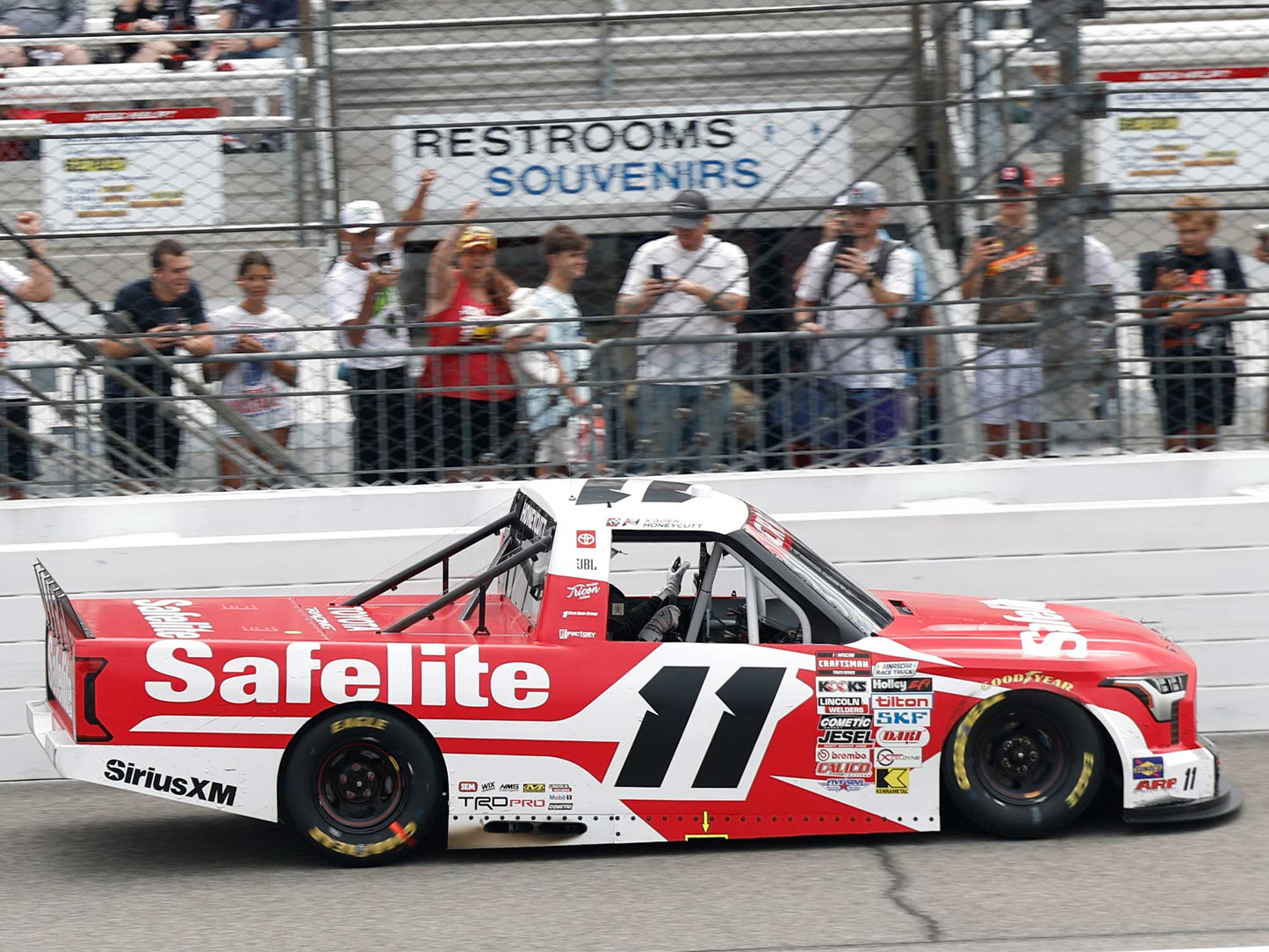 Kaden Honeycutt 2026 - #11 Safelite (Richmond Raced Win) - 1:64 ARC Diecast