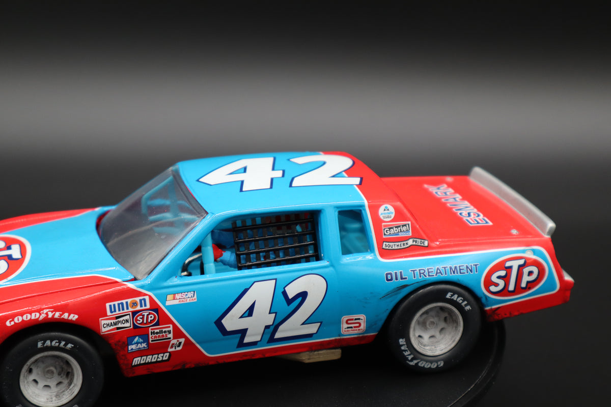 MrMuffin Racing Custom 1981 Kyle Petty #42 STP North Wilkesboro Wrecked Diecast - MRMRC-015
