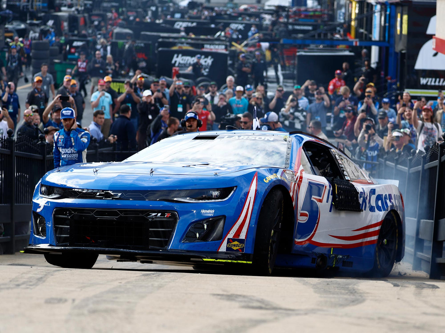 Kyle Larson 2025 - #5 HendrickCars.com (Bristol Raced Win) - 1:24 ARC Diecast