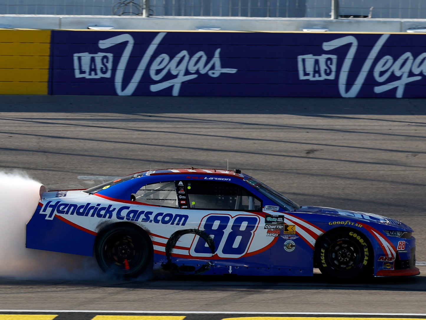 Kyle Larson 2026 - #88 HendrickCars (Las Vegas Raced Win) - 1:24 ARC Diecast
