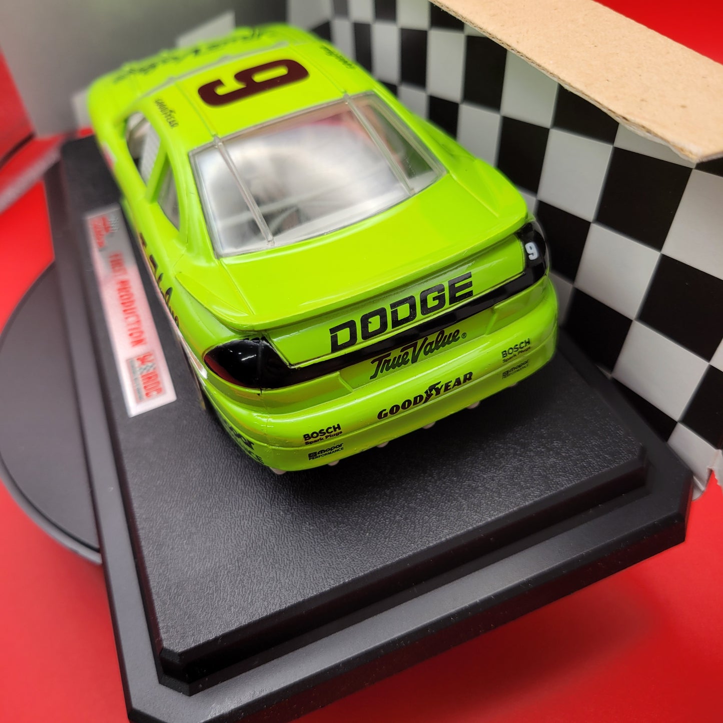 Racing Champion 1994 - #9 True Value (Lime Green) - 1:24 IROC Diecast - LRA-SH031