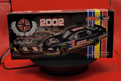 Dale Earnhardt, Inc. 2002 - #2002 DEI Pit Practice Car - 1:24 ARC Diecast - LRA-SH013