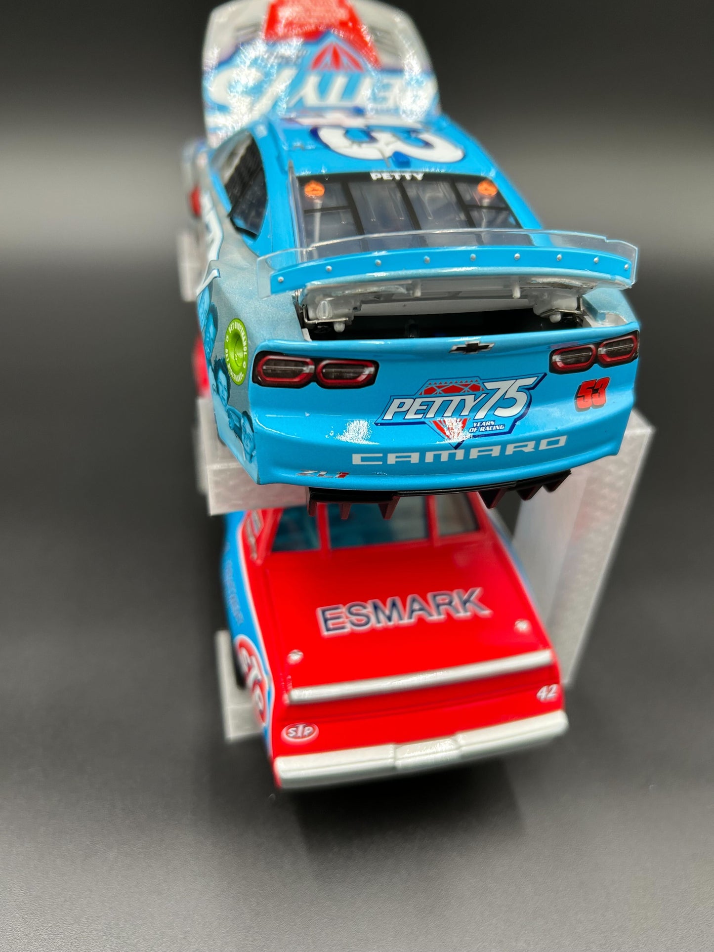 ADHDame #002C - 1/24 Scale - 2-Tier Diecast Stand (Clear)