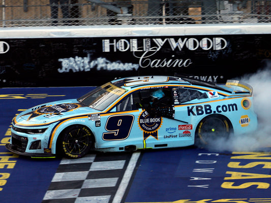 Chase Elliott 2025 - #9 Kelley Blue Book (Kansas Raced Win) - 1:24 ARC Chrome Diecast