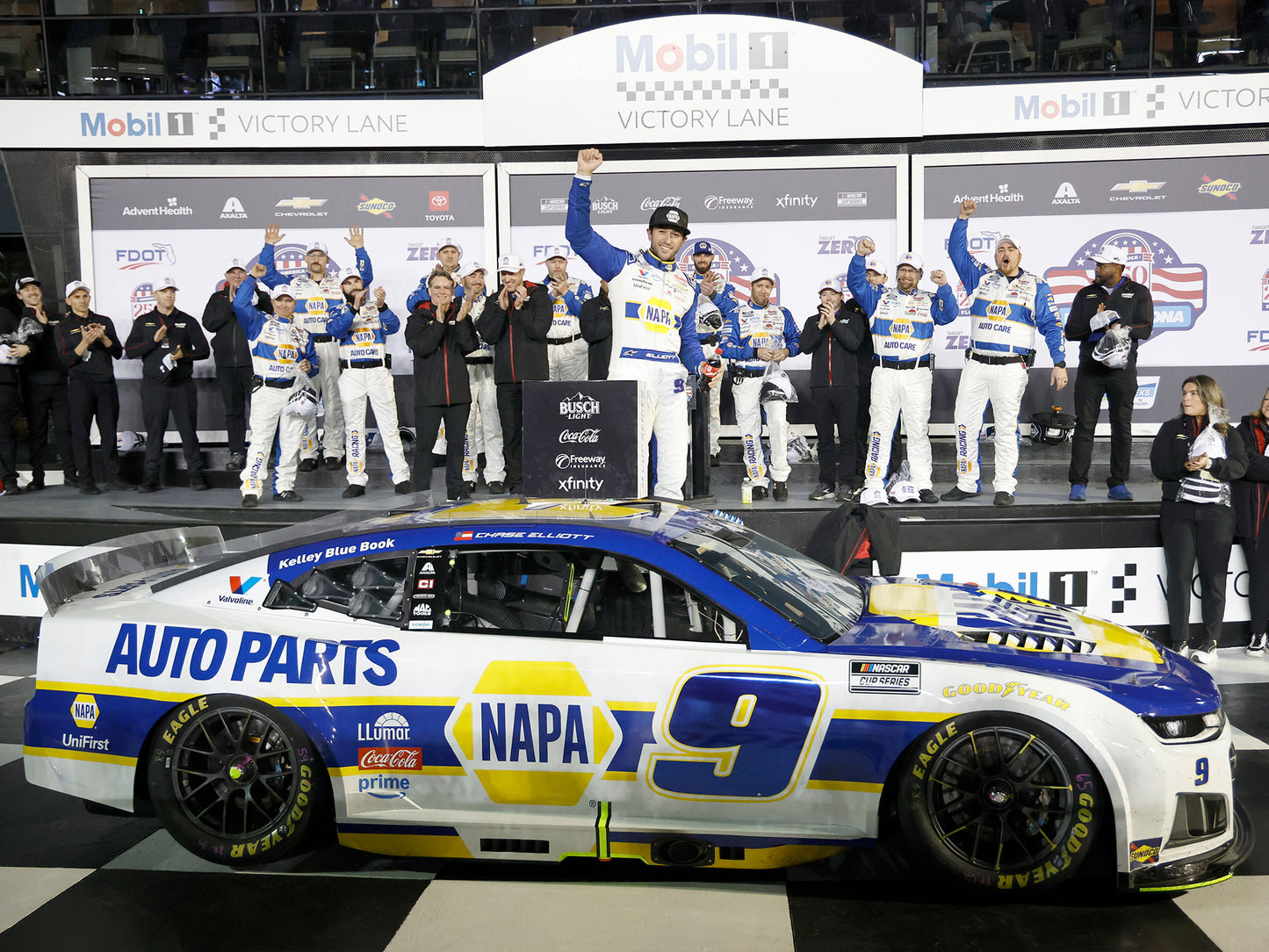 Chase Elliott 2026 - #9 NAPA (Daytona Raced Win) - 1:64 ARC Diecast