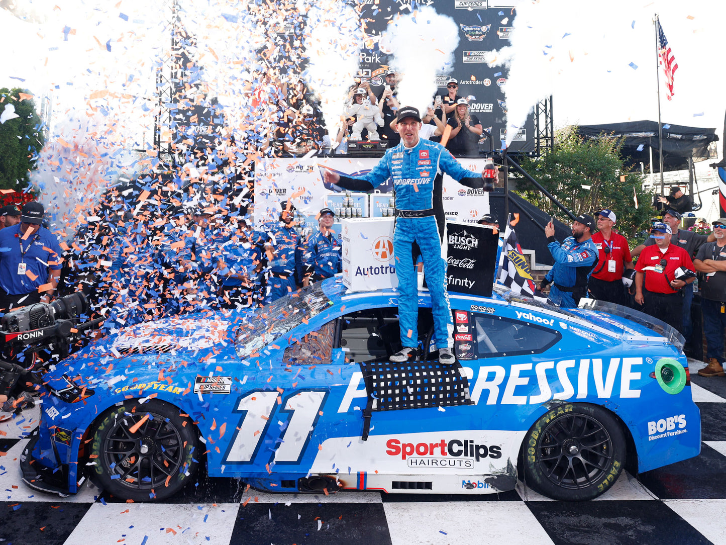 Denny Hamlin 2025 - #11 Progressive (Dover Motor Raced Win) - 1:24 ARC Chrome Diecast