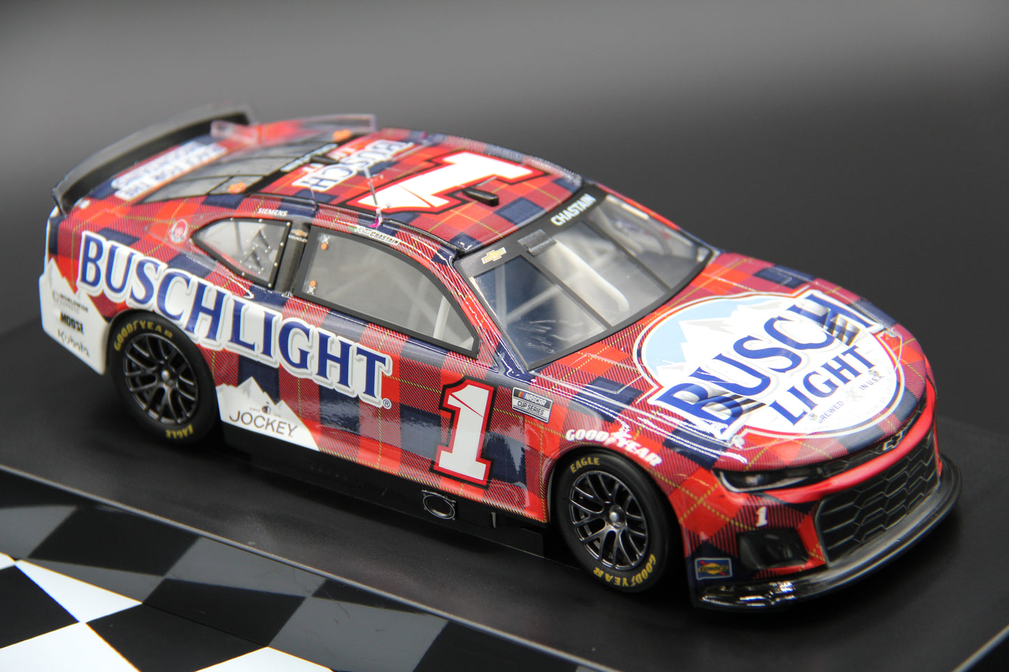 Ross Chastain 2024 - #1 Busch Light Flannel - 1:24 ARC Diecast - LRO#21