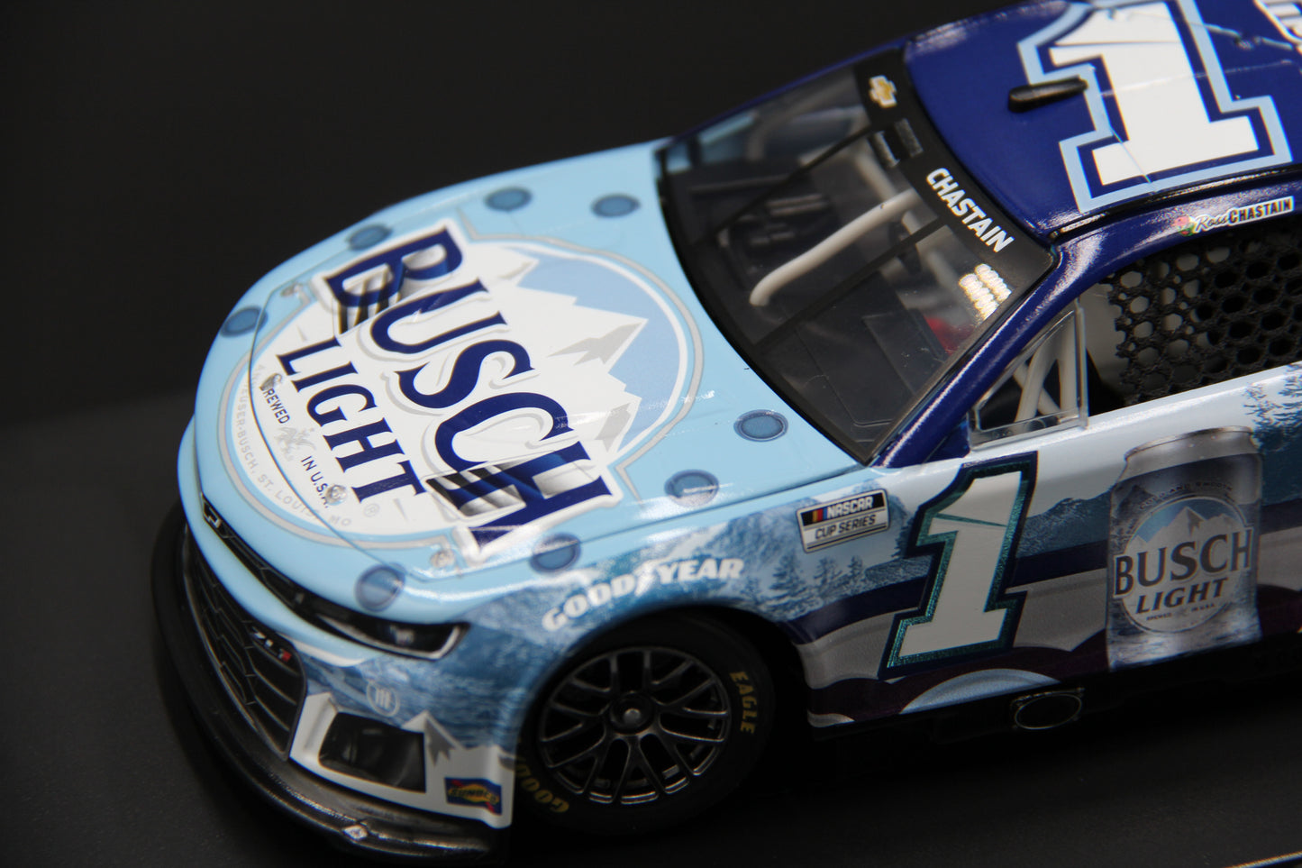 Ross Chastain 2024 - #1 Busch Light Crocs - 1:24 ARC Diecast - LRO#20