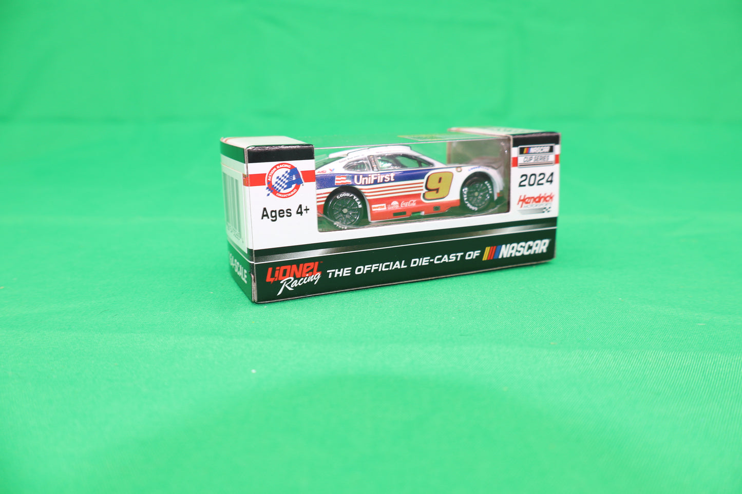 Chase Elliott 2024 - #9 UniFirst (Throwback) - 1:64 ARC Diecast