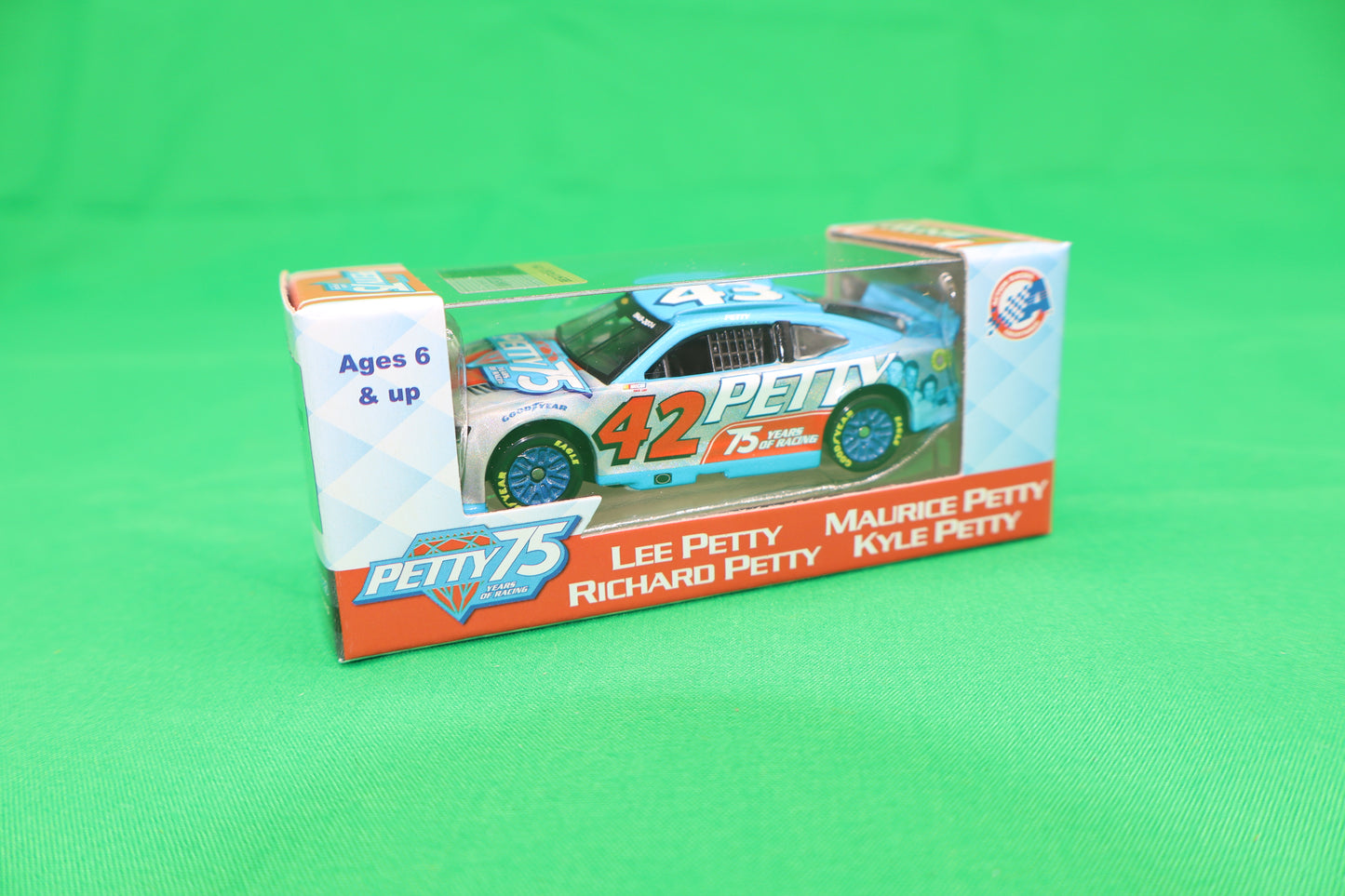 Petty Family 2024 - 75 Years of Racing Commemorative - 1:64 ARC Diamond Diecast