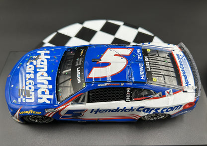 Kyle Larson 2025 - #5 HendrickCars.com (Homestead-Miami Raced Win) - 1:24 ARC Diecast - LRO#54