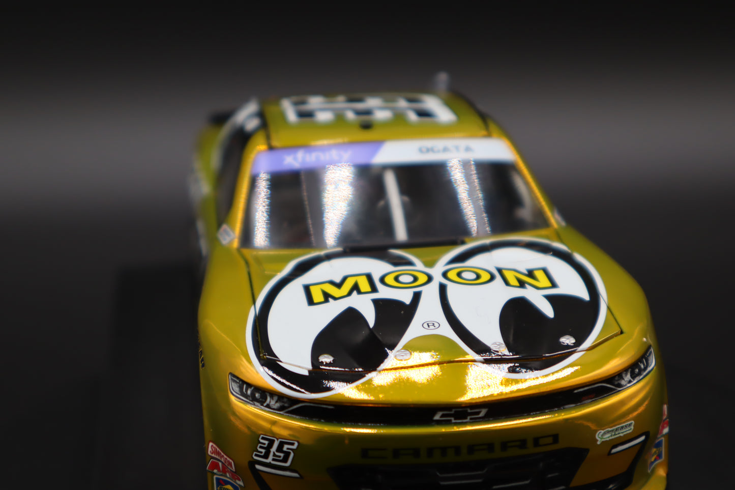 Akinori Ogata 2024 - #35 Mooneyes - 1:24 ARC Chrome Diecast - LRO#32