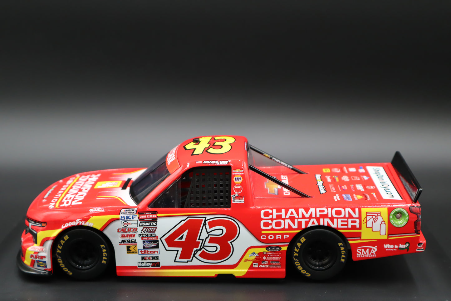 Daniel Dye 2024 - #43 Champion Container - 1:24 ARC Diecast - LRO#41