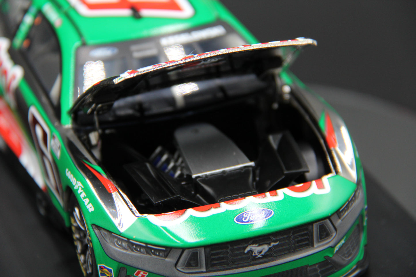 Brad Keselowski 2025 - #6 Castrol - 1:24 ARC Chrome Diecast - LRO#09