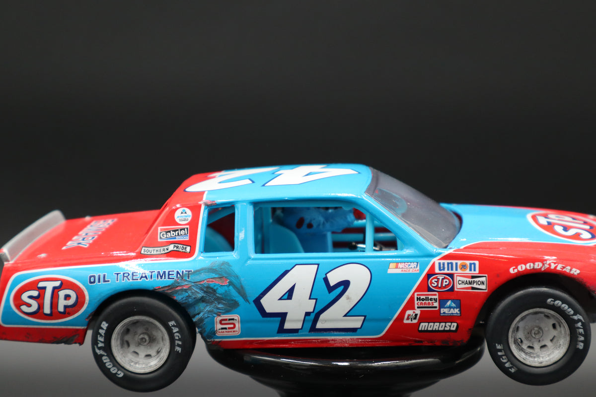 MrMuffin Racing Custom 1981 Kyle Petty #42 STP North Wilkesboro Wrecked Diecast - MRMRC-015