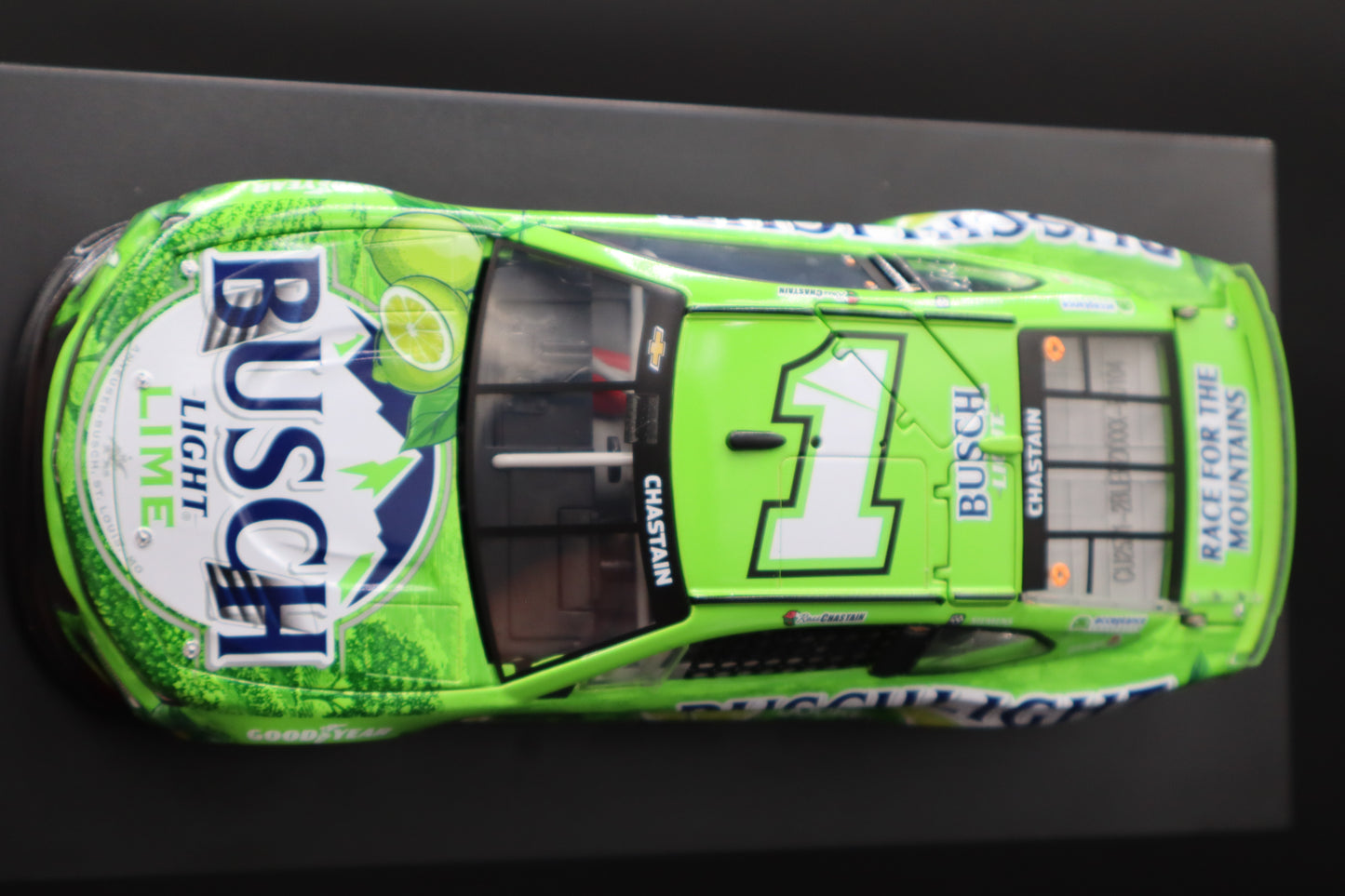 Ross Chastain 2025 - #1 Busch Light Lime - 1:24 ELITE Diecast - LRO#46