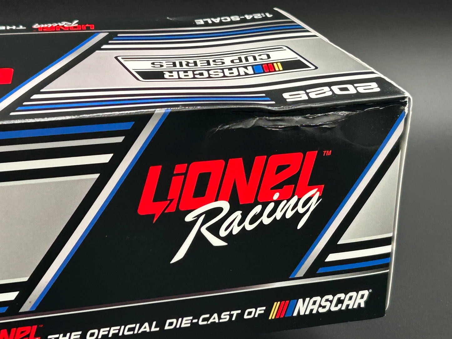 Brad Keselowski 2025 - #6 Castrol - 1:24 ARC Chrome Diecast - LRO#08