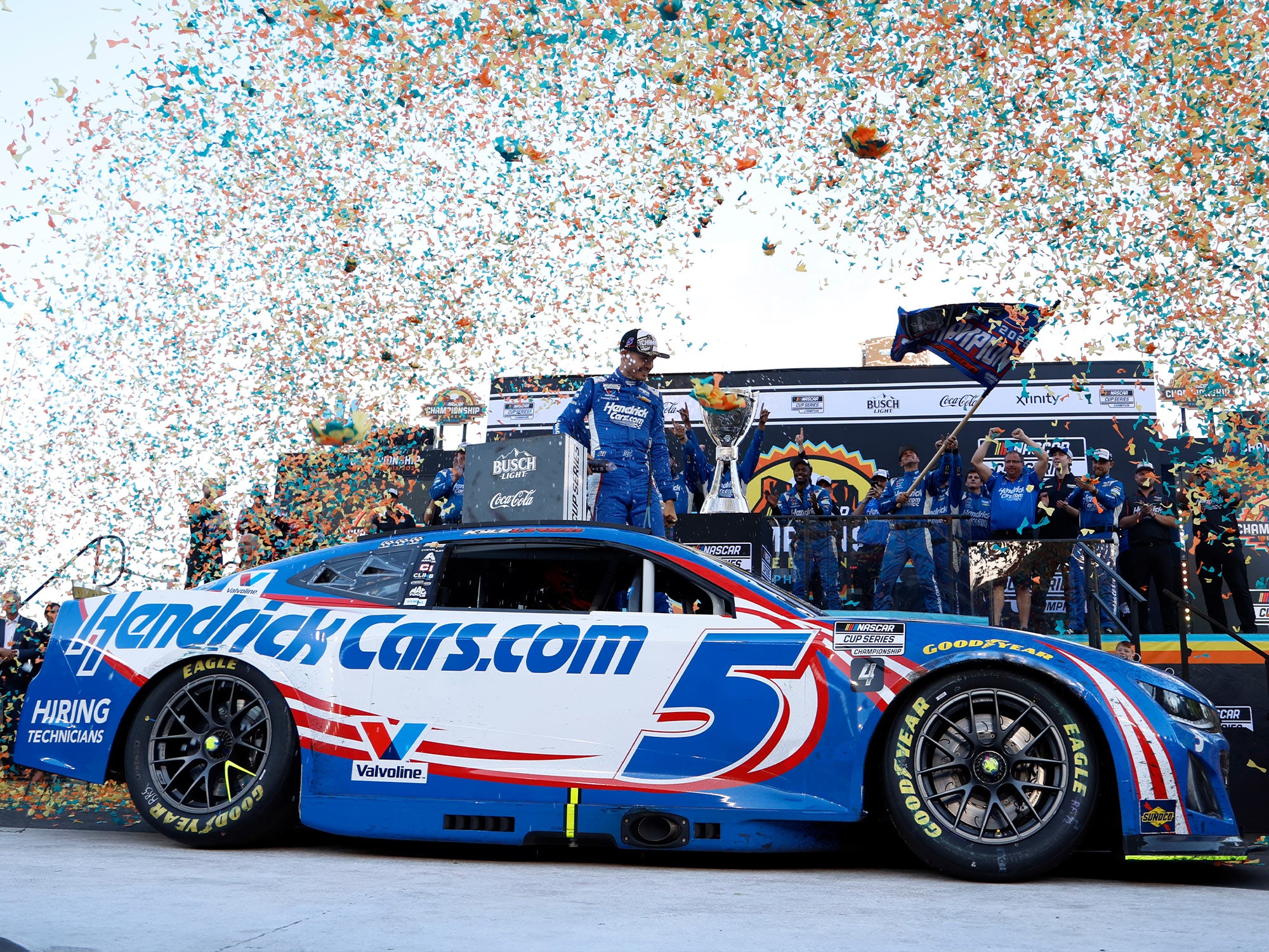 SK クリスギャラガー EPS 5’10.5 Kyle Larson 2025 - #5 HendrickCars.com (Phoenix Raced Win) - 1:64