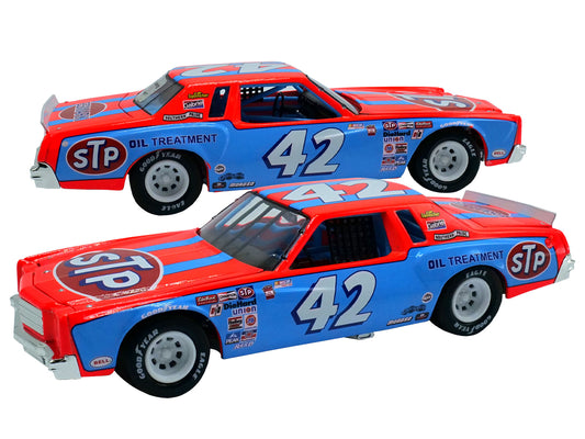 Richard Petty 1981 - #42 STP - 1:24 ARC Autographed Diecast