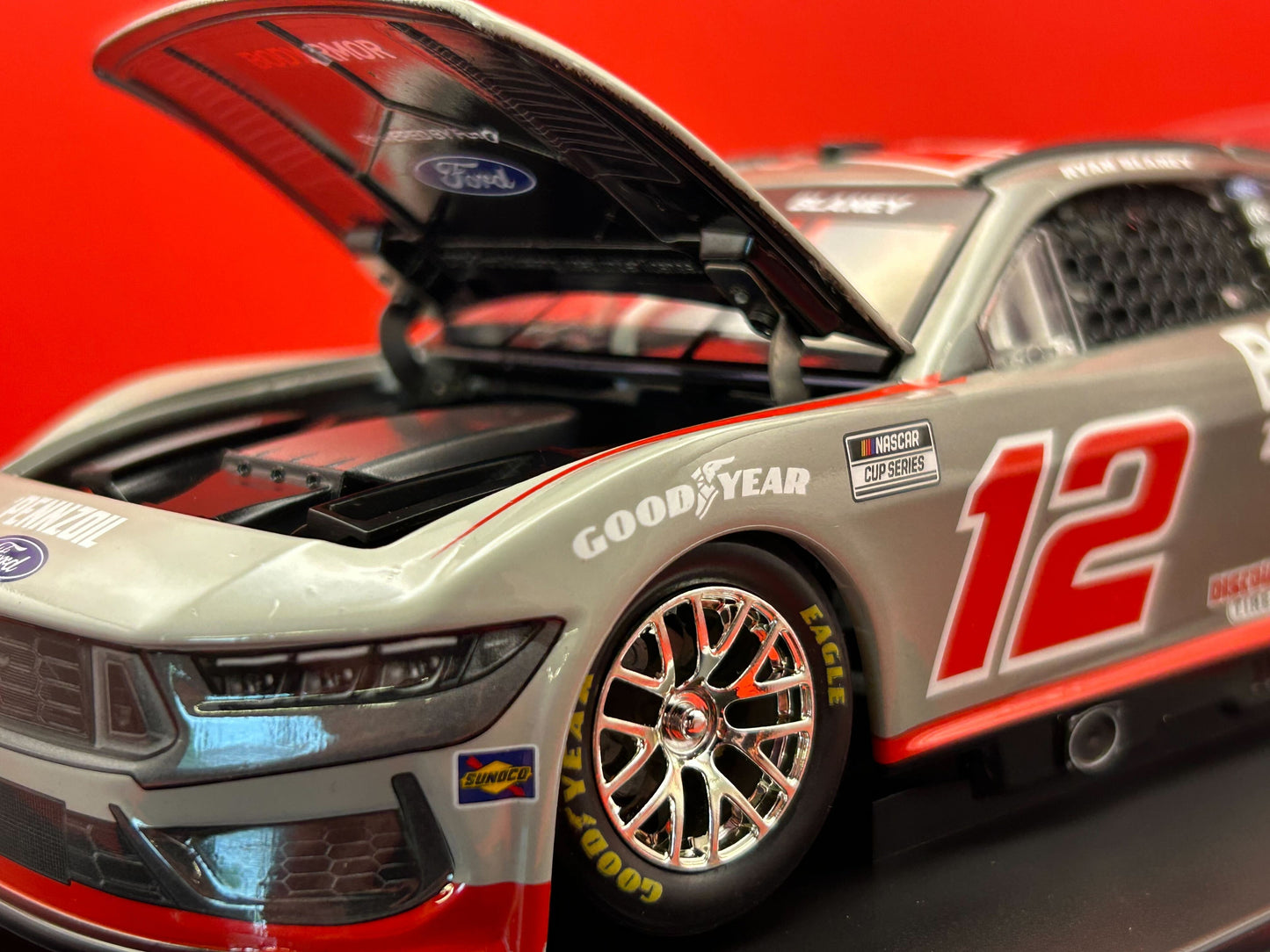 Ryan Blaney 2025 - #12 BODYARMOR Zero Sugar - 1:24 ELITE Diecast - LRO#07