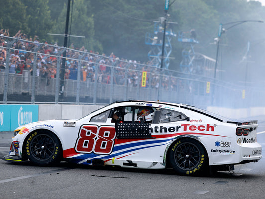 Shane van Gisbergen 2025 - #88 WeatherTech (Chicago Raced Win) - 1:24 ARC Chrome Diecast